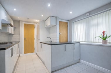 Hirwain Street, Cathays, Cardiff - Image 3